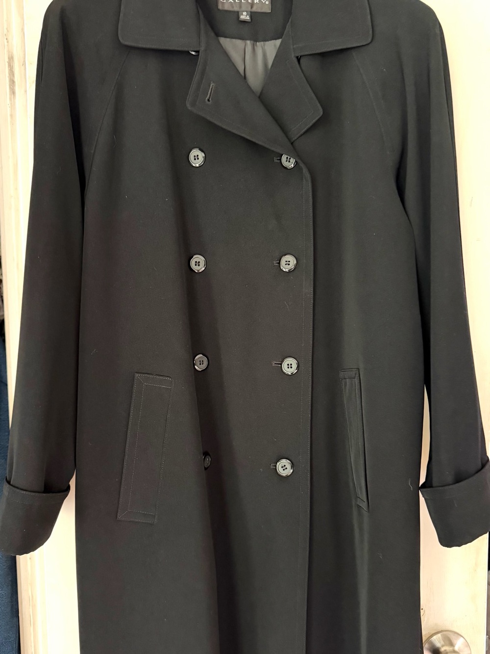 Black Double-Breasted Women’s Trench Coat Classic Vintage 80’s Full Length 10